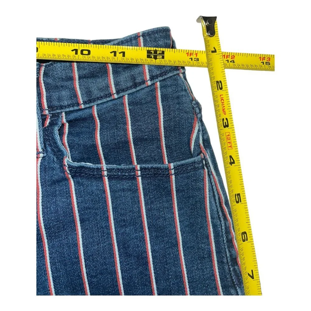 Universal Tread High Rise Red white and blue striped shorts women's size 00/24 - Picture 4 of 9